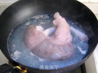黄豆猪肚汤的做法步骤：5