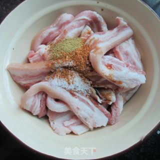 茶叶熏米粉肉的做法步骤：5