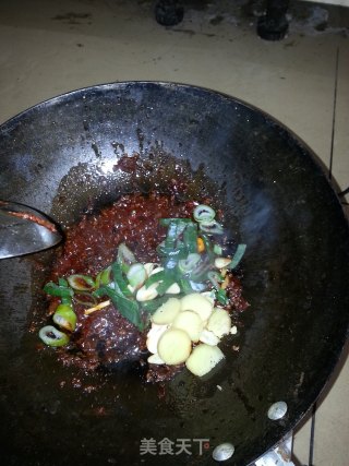 经典川菜   酸菜鱼（烧油健康版）的做法步骤：4
