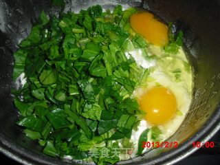 菠菜蛋饼的做法步骤：2