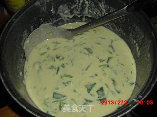 菠菜蛋饼的做法步骤：3
