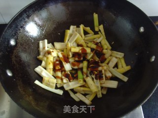 蚝油焖笋的做法步骤：6