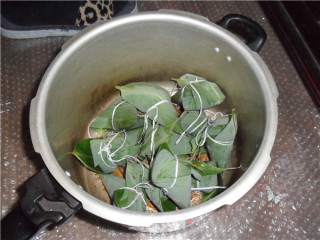 香糯红豆肉粽的做法步骤：6