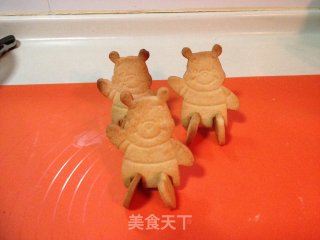 维尼小熊饼干的做法步骤：6