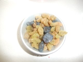 葡萄干米糕的做法步骤：3