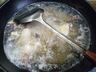 红烧鸡翅根的做法步骤：6