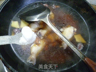 红烧鸡翅根的做法步骤：9