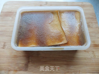 豆皮猪皮冻的做法步骤：16