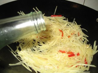 炒土豆丝的做法步骤：6