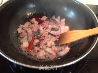 [培根蚝油爆圆白菜]------爆出脆爆出鲜的做法步骤：3