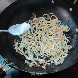 炒长豆腐丝的做法步骤：4