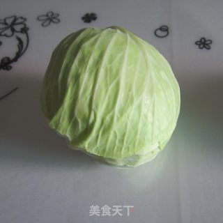 豆瓣酱炒圆白菜的做法步骤：1