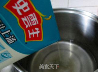 清新爽口的---豌豆豆腐蛋花汤的做法步骤：4