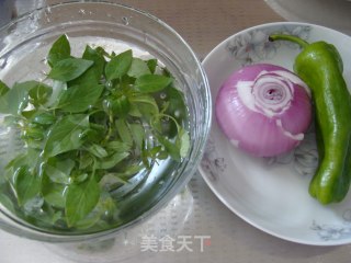 凉拌洋葱黑木耳的做法步骤：3