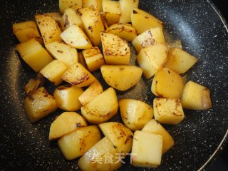 孜然豌豆羊肉煲的做法步骤：6