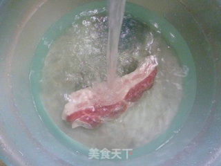 鸡蛋蒸盐炒肉的做法步骤：3