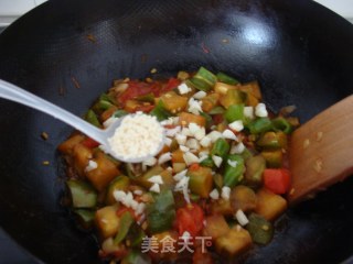 蒜香红烧茄子的做法步骤：10