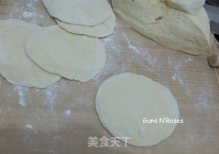 玉米面豆沙包的做法步骤：10