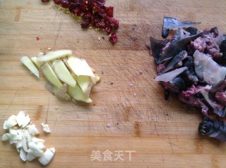 红烧甲鱼的做法步骤：1