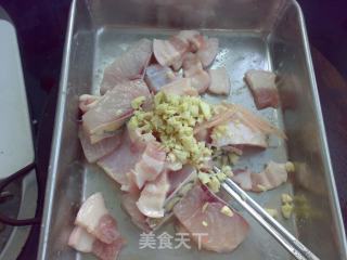 五花扣鱼腩的做法步骤：4
