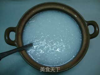 砂锅皮蛋瘦肉粥的做法步骤：4