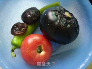 素烧茄子的做法步骤：1