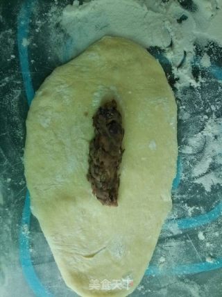 蜜豆小花面包的做法步骤：8