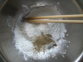 酥炸茄子皮的做法步骤：4
