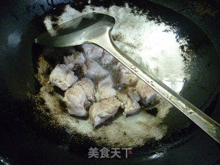 排骨茭白烧花生米的做法步骤：7