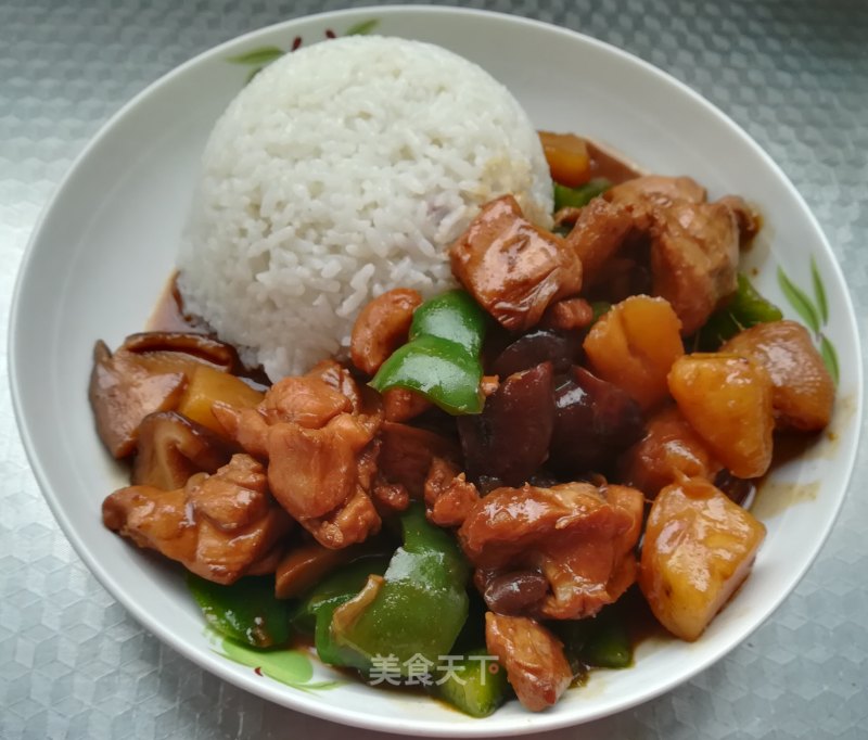 黄焖鸡米饭的做法