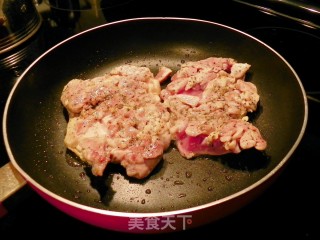 香煎鸡大腿的做法步骤：4