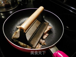 香煎鸡大腿的做法步骤：5