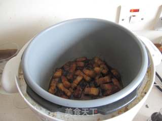 不用酱油的美味【红烧肉】的做法步骤：11