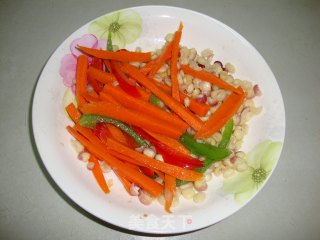 【紫菜蛋皮包饭】-----其实，米饭才是最好吃的食材的做法步骤：4