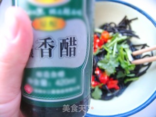 夏季快手开胃菜——爽口剁椒蕨根粉的做法步骤：6