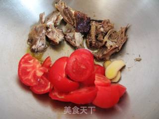 夏日滋阴极品 --- 鸭肉椒叶面的做法步骤：6