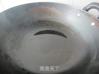 洋葱炒蛤肉干的做法步骤：3
