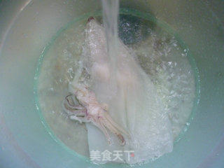剁椒鱿鱼炒毛豆的做法步骤：4