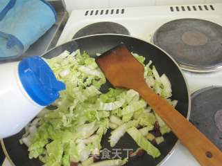 【电饭煲做好吃的饭】酱汁咸肉菜饭的做法步骤：8