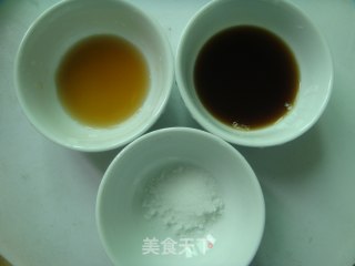 简单快手小炒~~素炒胡萝卜丝的做法步骤：2