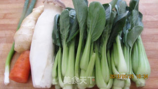 杏鲍菇炒油菜的做法步骤：1