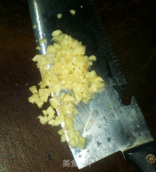 蒜香南瓜的做法步骤：2