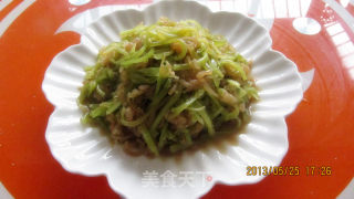 海蜇拌窝苣的做法步骤：8