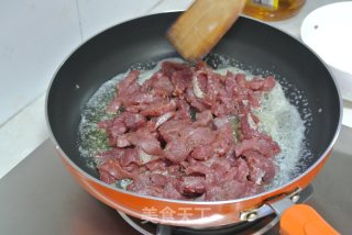 Beef Stroganoff (沙拉酱牛肉)的做法步骤：8