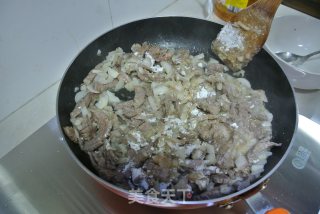 Beef Stroganoff (沙拉酱牛肉)的做法步骤：12