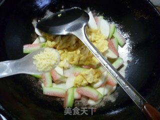 茭白鸡蛋炒西瓜皮的做法步骤：16