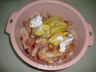 【香菇黄酒焖滑鸡】---营养 美味的组合的做法步骤：1