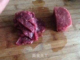 香煎牛肉的做法步骤：1