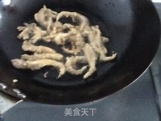 椒盐蘑菇的做法步骤：4