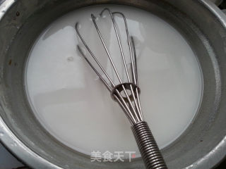 豌豆凉粉的做法步骤：1